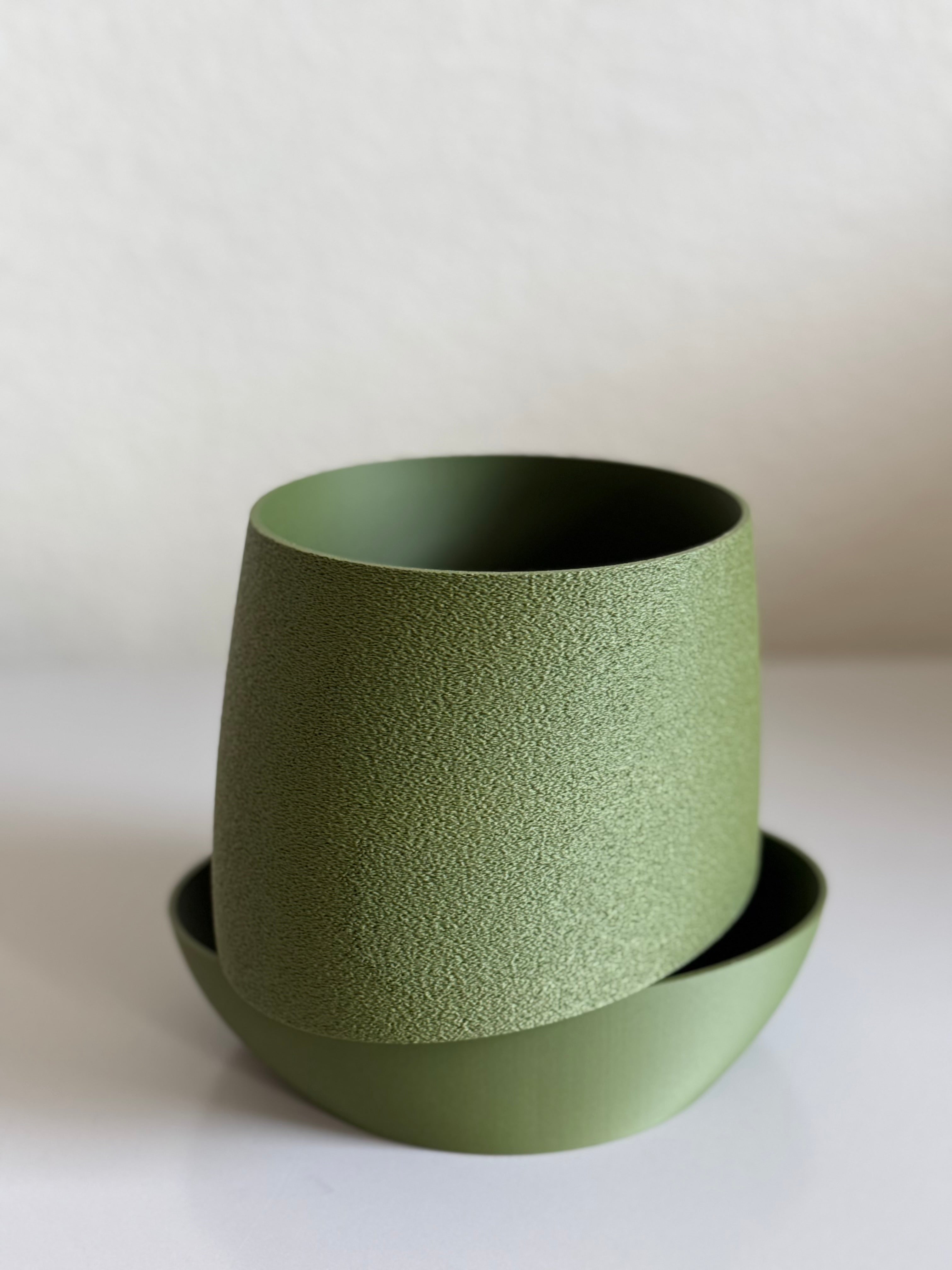 Minimalist Self-Watering Planter